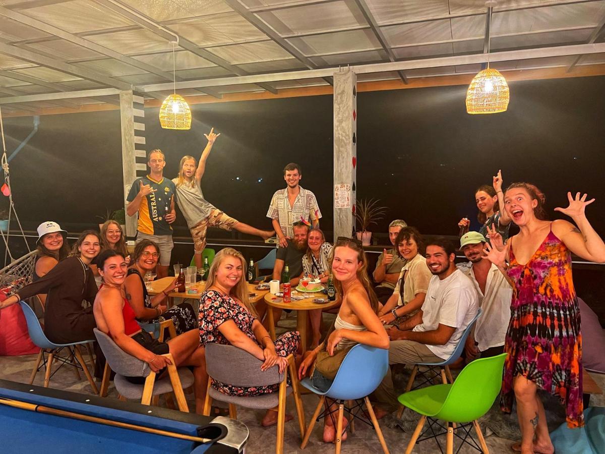 Wonderland Jungle Hostel Ko Tao Ngoại thất bức ảnh