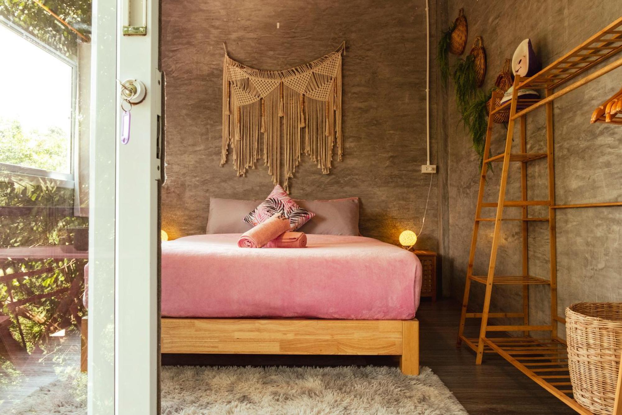 Wonderland Jungle Hostel Ko Tao Ngoại thất bức ảnh